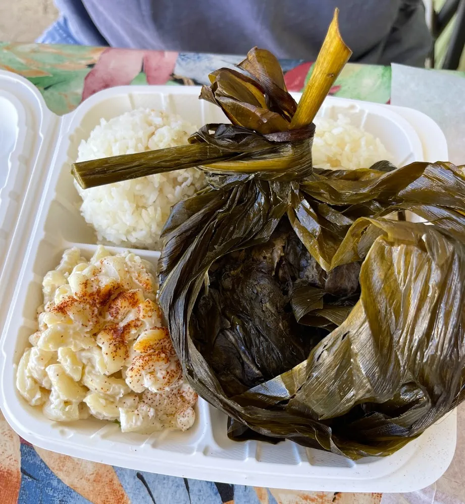 Pork Rice with Macaroni Salad